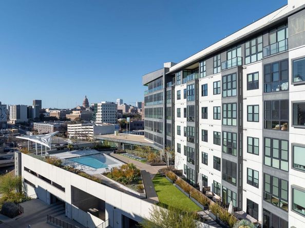 800 Embassy DR 236, Austin TX 78702
