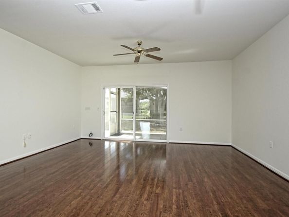 708 Texas DR, Georgetown TX 78633