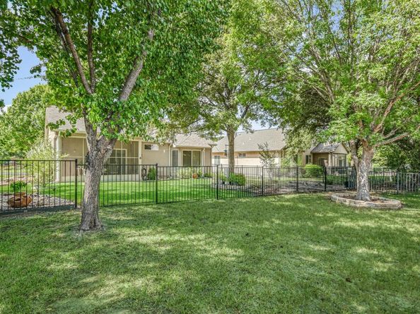 708 Texas DR, Georgetown TX 78633