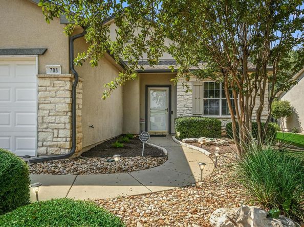 708 Texas DR, Georgetown TX 78633