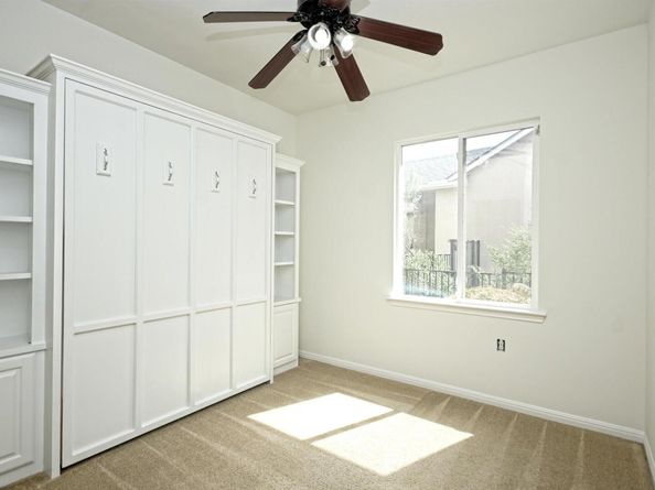 708 Texas DR, Georgetown TX 78633