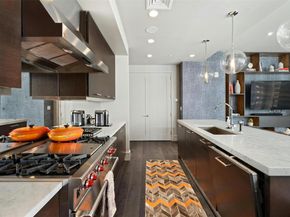200 Congress Ave 15D, Austin TX 78701