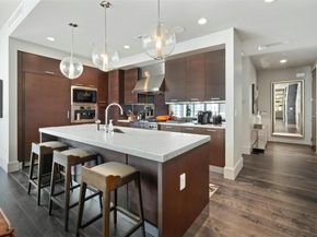 200 Congress Ave 15D, Austin TX 78701