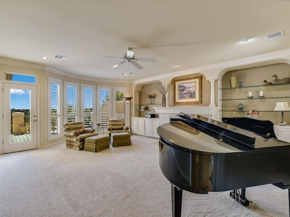 4545 Golf Vista Dr, Austin TX 78730