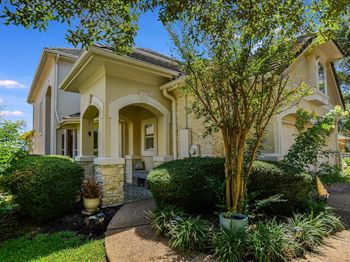 4545 Golf Vista Dr
