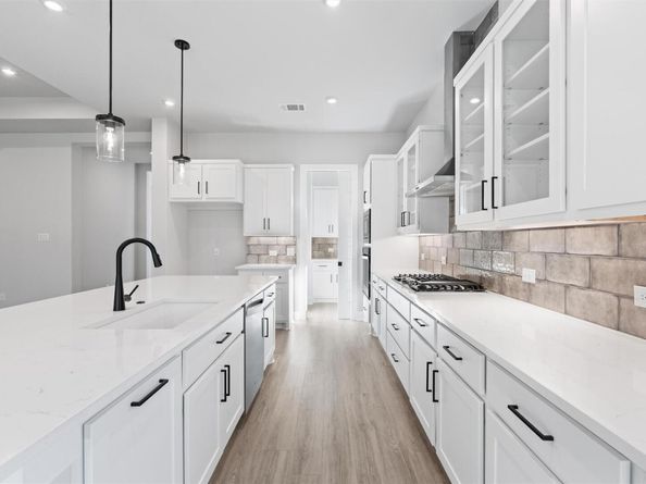 806 N Fork TRL, Georgetown TX 78633