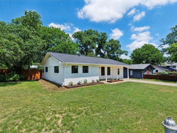 2712 Friar Tuck LN, Austin TX 78704