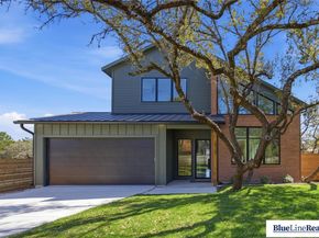 18305 Lake Oaks DR, Jonestown TX 78645