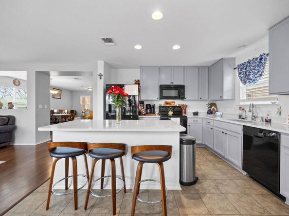 9017 Edmundsbury DR, Austin TX 78747