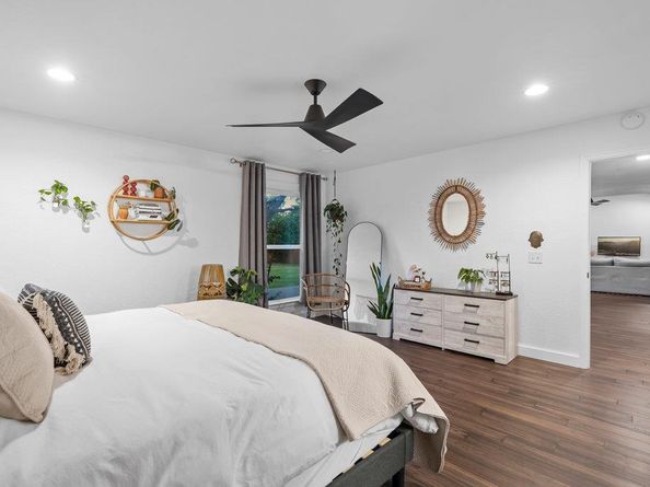 9308 Meadowheath DR, Austin TX 78729