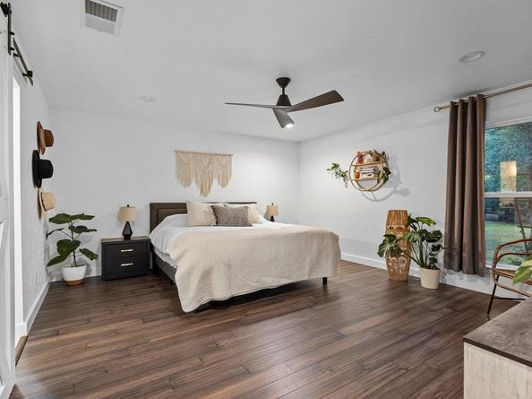 9308 Meadowheath DR, Austin TX 78729