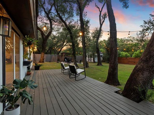 9308 Meadowheath DR, Austin TX 78729