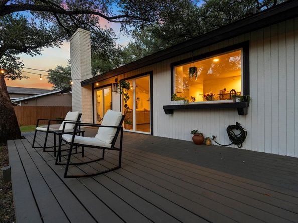 9308 Meadowheath DR, Austin TX 78729