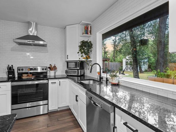 9308 Meadowheath DR, Austin TX 78729