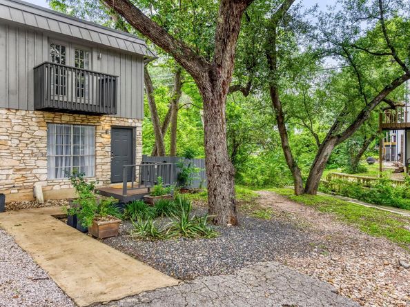 1912 Lightsey RD 6, Austin TX 78704