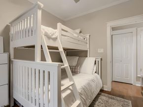 1741 Spyglass DR 1223, Austin TX 78746
