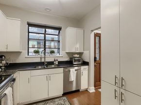 1741 Spyglass DR 1223, Austin TX 78746