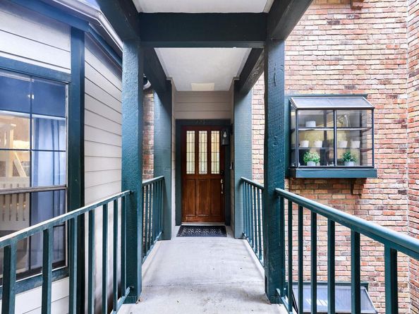 1741 Spyglass DR 1223, Austin TX 78746