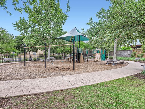 3900 Threadgill ST 16, Austin TX 78723