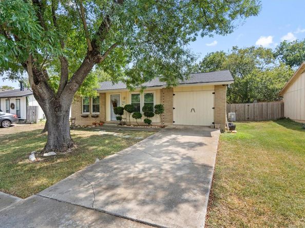 3303 Plantation RD, Austin TX 78745