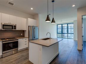 800 Embassy DR 233, Austin TX 78702