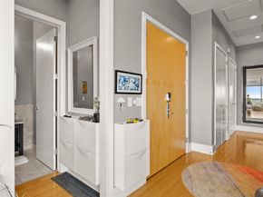 555 E 5th ST 2901, Austin TX 78701