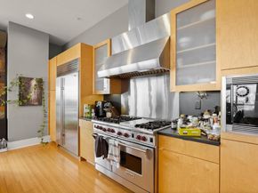 555 E 5th ST 2901, Austin TX 78701