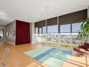 555 E 5th ST 2901, Austin TX 78701
