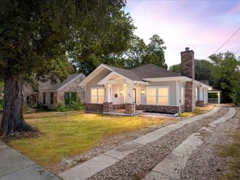 4313 Duval ST