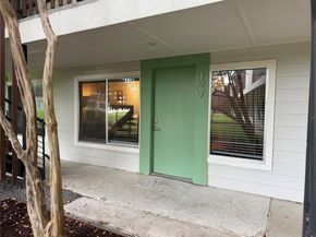 2200 Dickson DR 127, Austin TX 78704
