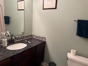 2200 Dickson DR 127, Austin TX 78704