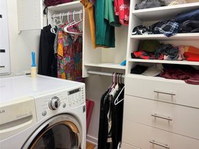 2200 Dickson DR 127, Austin TX 78704