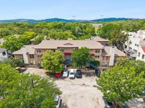 1404 Norwalk LN 204, Austin TX 78703