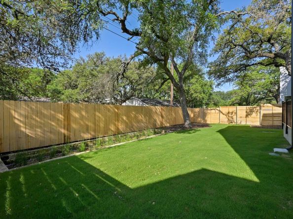 5107 Menchaca RD 9, Austin TX 78745