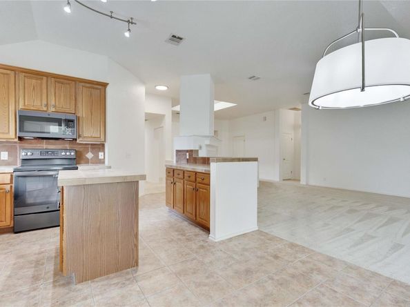 1202 Stepp BND, Cedar Park TX 78613