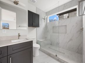 1709 Maple Ave 2A, Austin TX 78702