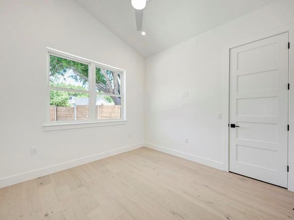 200 Tillery SQ 1, Austin TX 78702