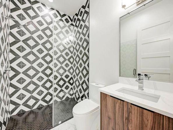 200 Tillery SQ 1, Austin TX 78702