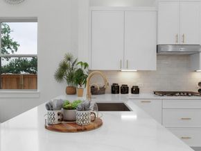 2705 Sage Ranch DR 2, Leander TX 78641