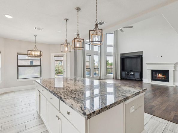 109 Mark WAY, Liberty Hill TX 78642