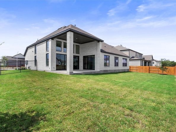 14500 Village Market DR, Cedar Park TX 78641