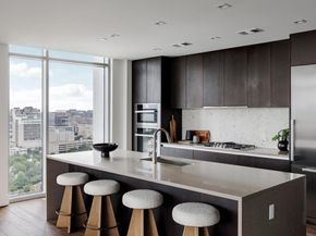 501 West Ave 2404, Austin TX 78701