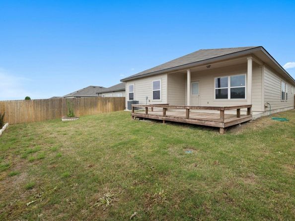 229 Independence Ave, Liberty Hill TX 78642