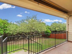 22324 Rock Wren RD, Spicewood TX 78669