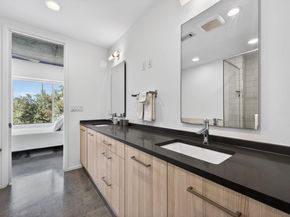 2301 S 5th ST 25, Austin TX 78704