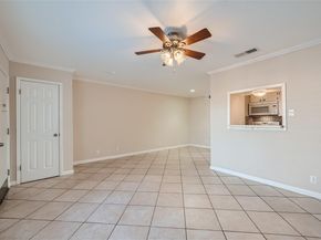 7920 Rockwood LN 203, Austin TX 78757