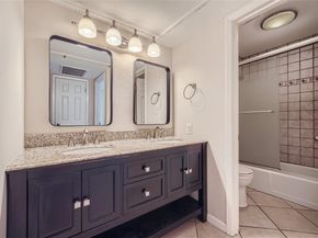 7920 Rockwood LN 203, Austin TX 78757