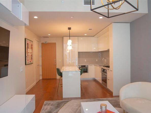 44 East Ave 1802, Austin TX 78701