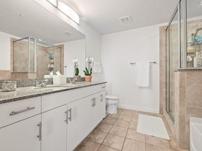 360 Nueces ST 2105, Austin TX 78701