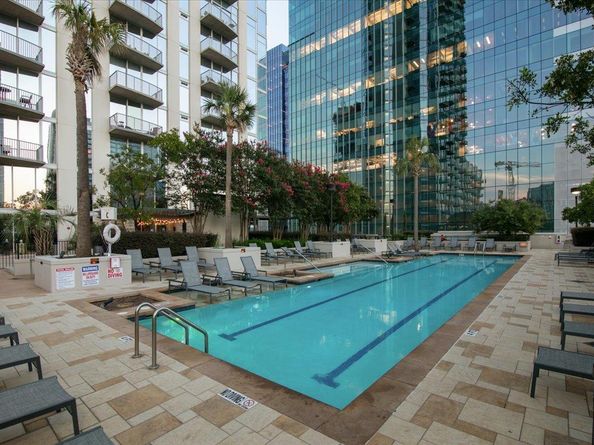 360 Nueces ST 2105, Austin TX 78701